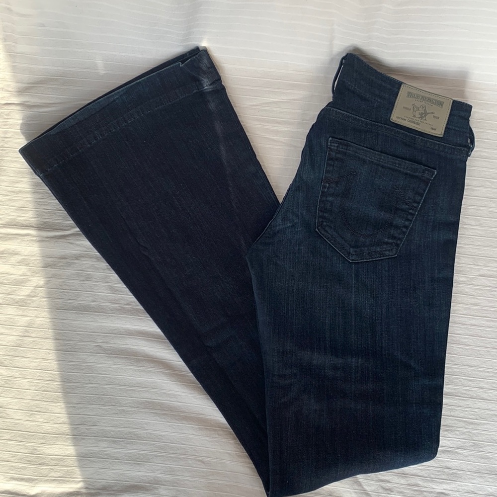 TRUE RELIGION - Charlize Flare Jean